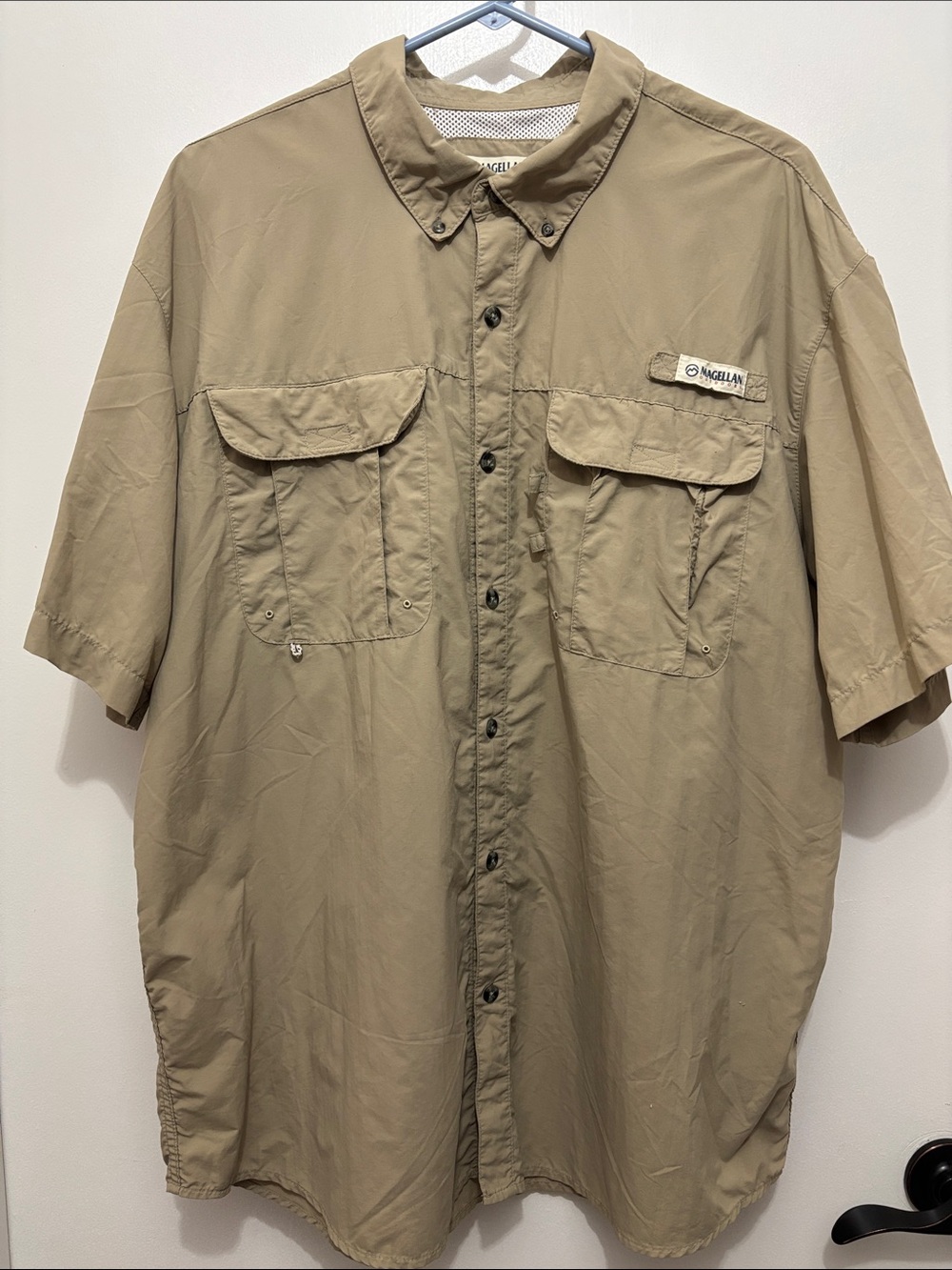 XL Magellan Outdoors Khaki Fishing Shirt with Blue Label